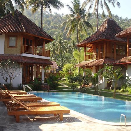 Villa Jati Mangsit 셍기기 외부 사진