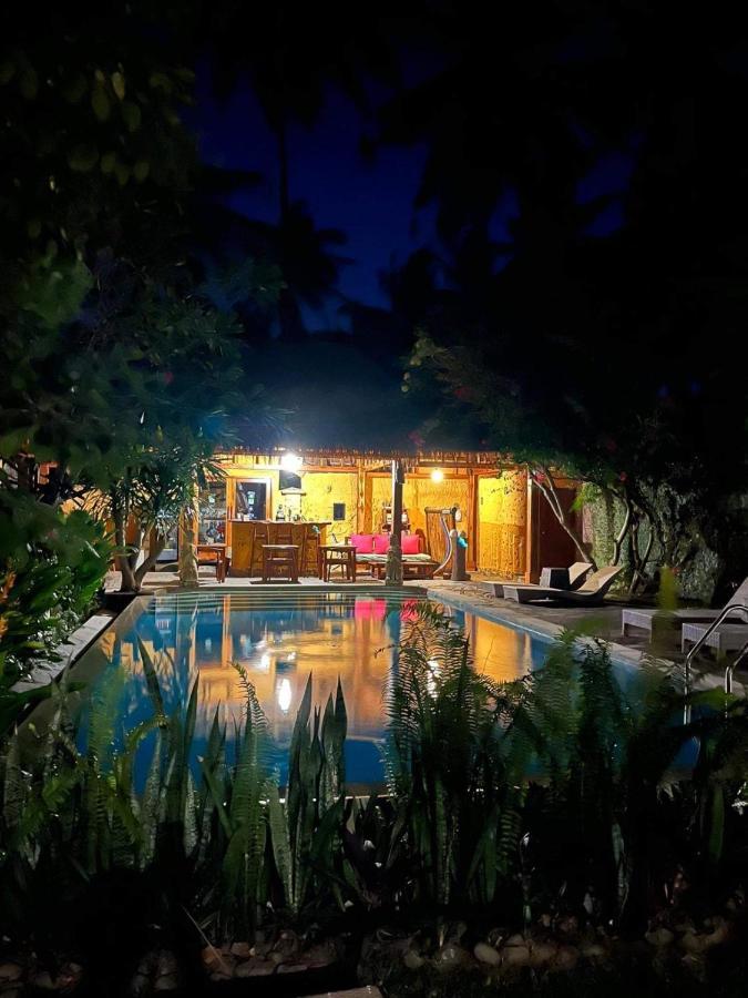 Villa Jati Mangsit 셍기기 외부 사진