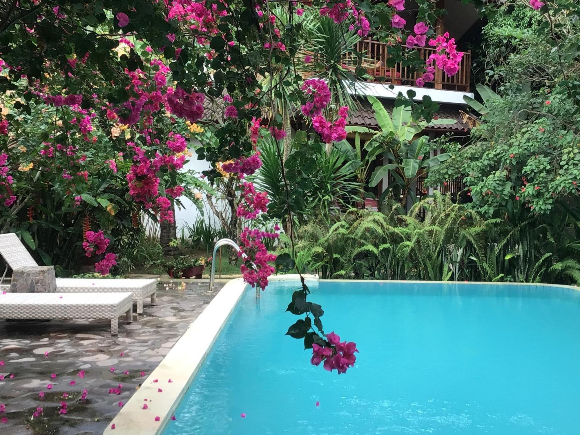 Villa Jati Mangsit 셍기기 외부 사진