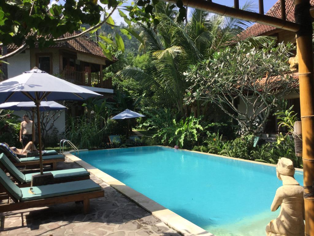Villa Jati Mangsit 셍기기 외부 사진